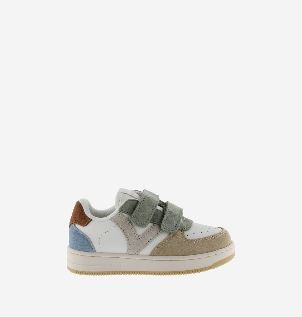 Victoria - sneakers arena