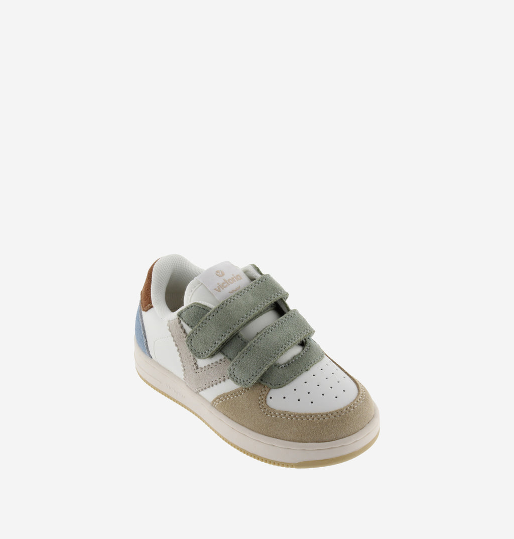 Victoria - sneakers arena