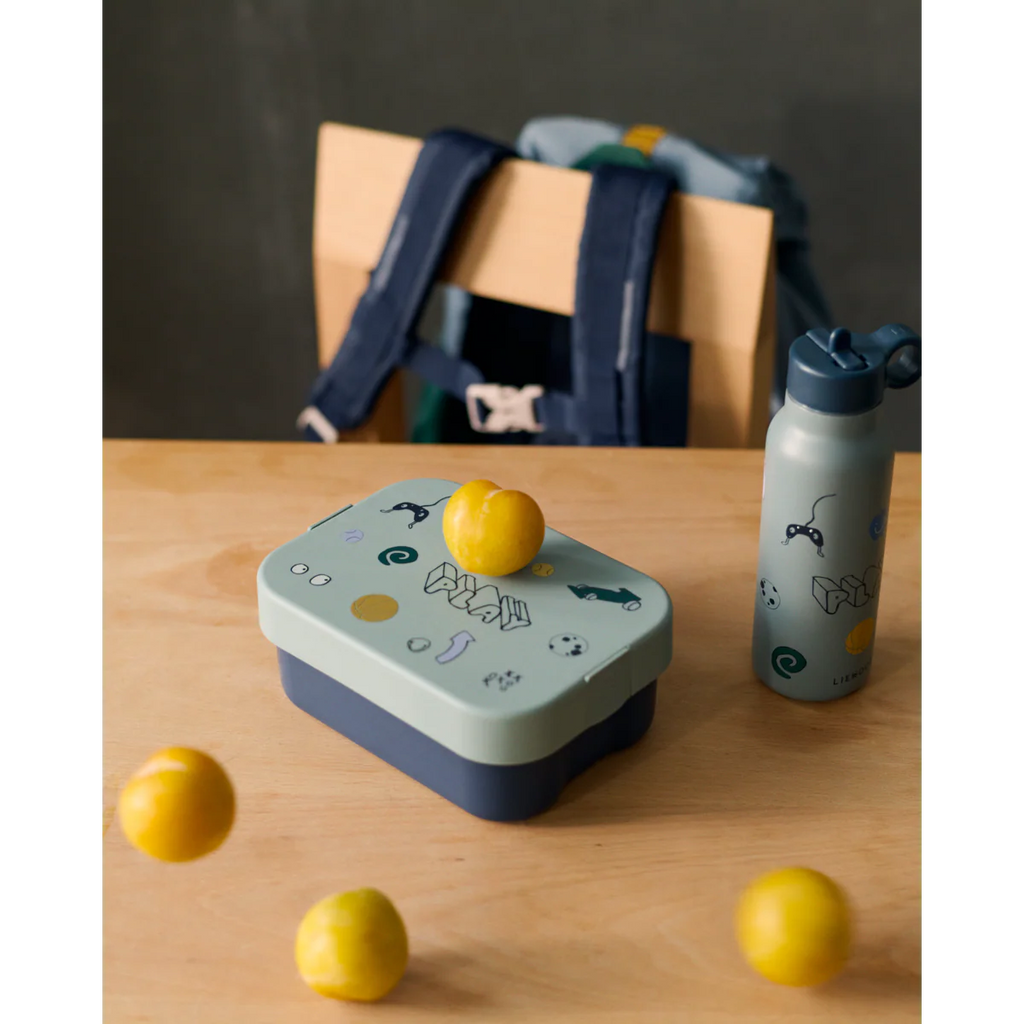 Liewood - water bottle play