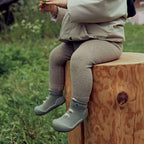 Attipas - dinosaur green